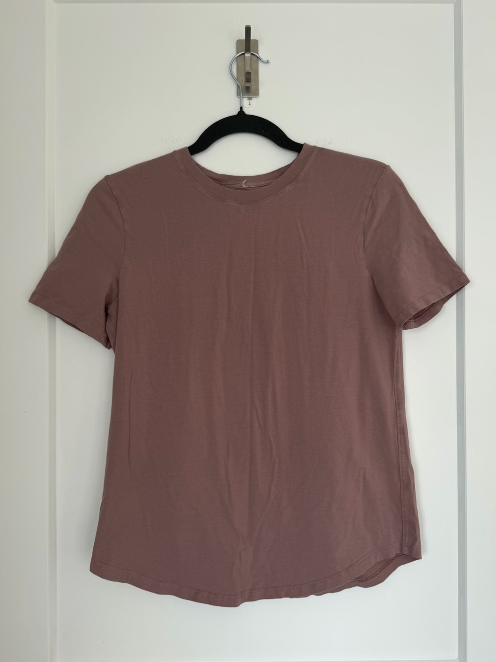 Lululemon Classic Crewneck Short Sleeve Tee Dusty Rose Pink - Size 4